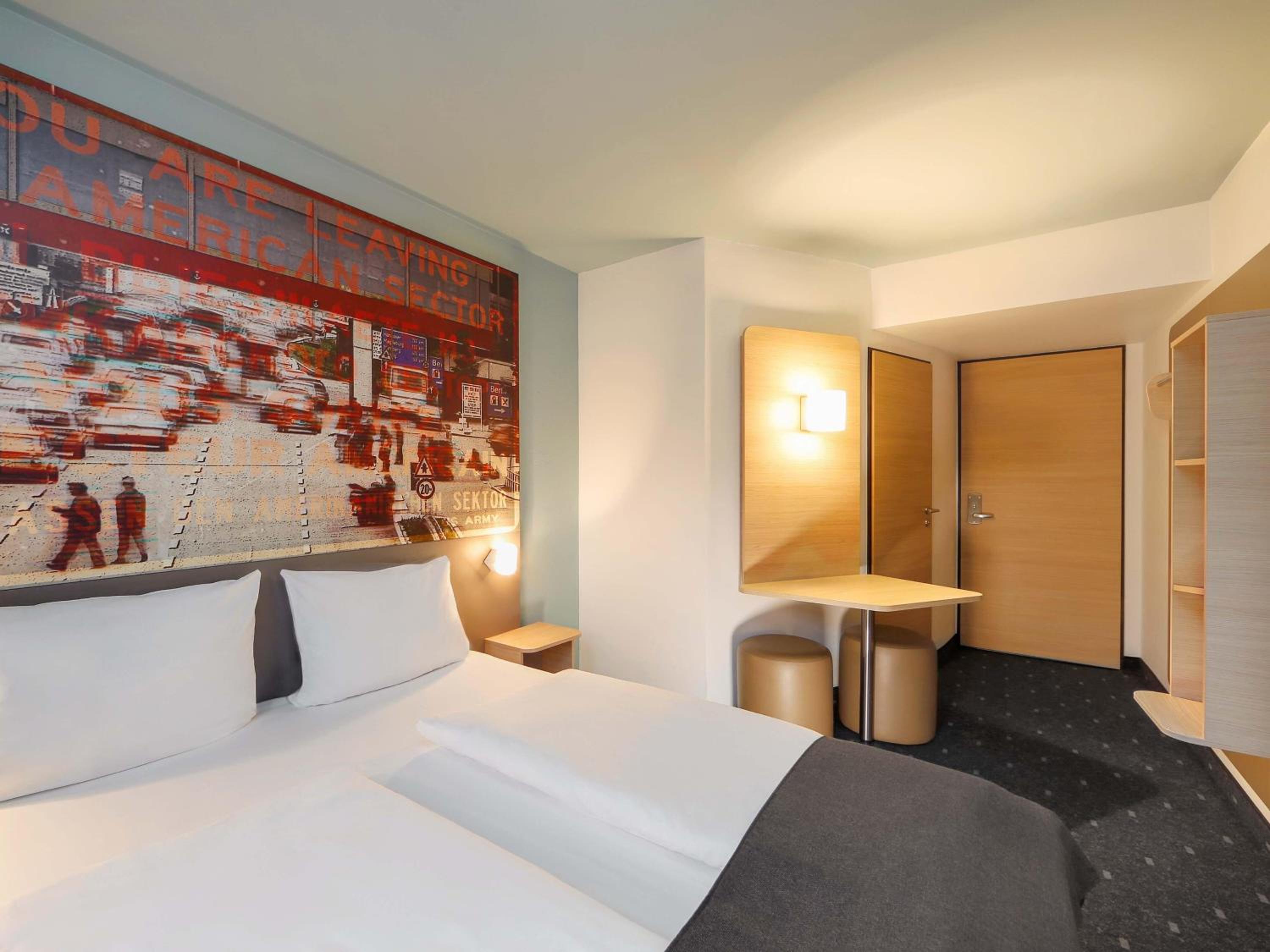 Room, King Bed