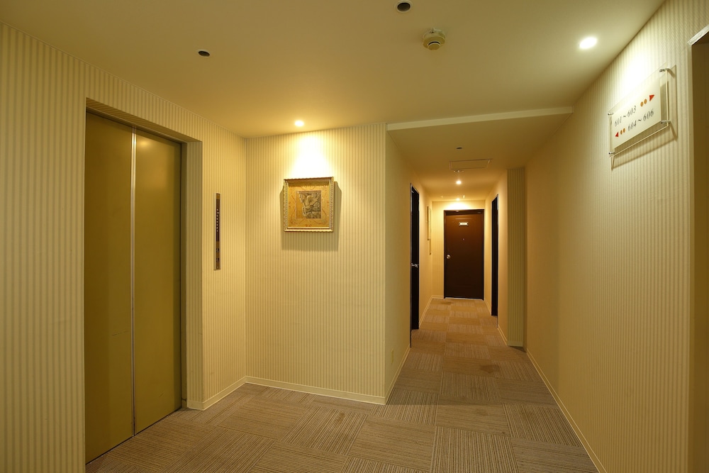 Grampus Inn Osaka 44/50