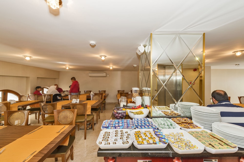 Eskar Hotel 70/78