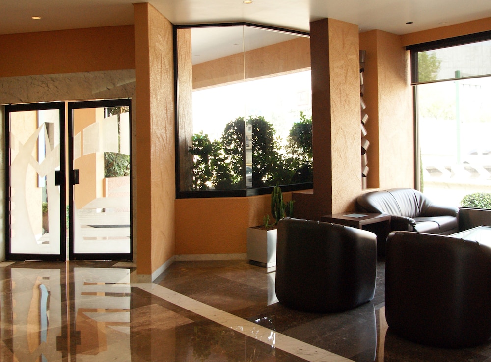 Portonovo Hotel And Suites 23/35