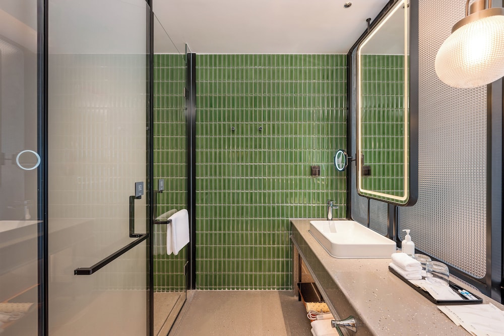 EVEN Hotel Guangzhou Baiyun Station by IHG 49/50