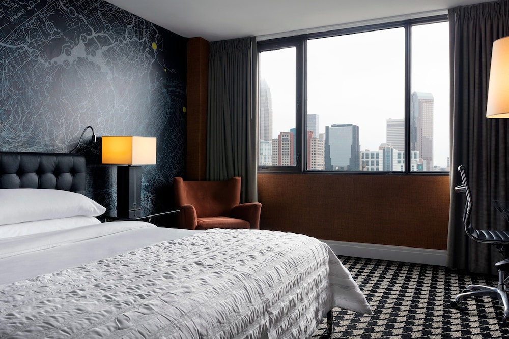 Room at Le Meridien Charlotte, CHARLOTTE - NC
