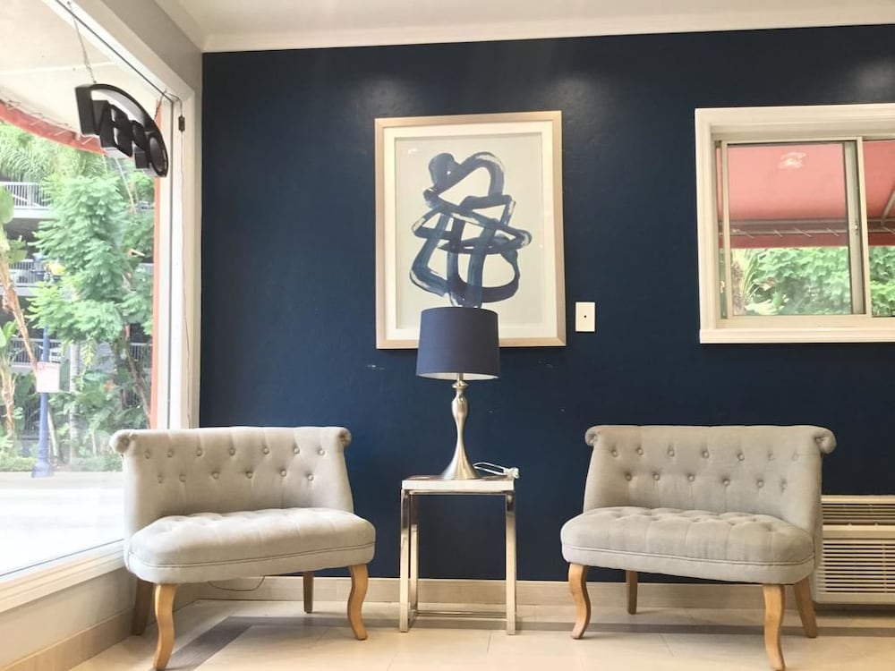 San Diego Downtown Lodge 9/35