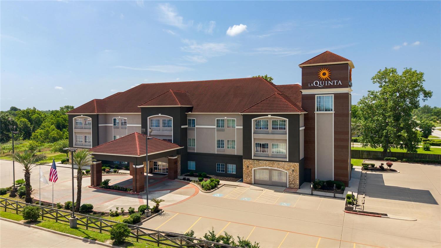 La Quinta Inn & Suites by Wyndham-Brookshire-West Katy 4/39