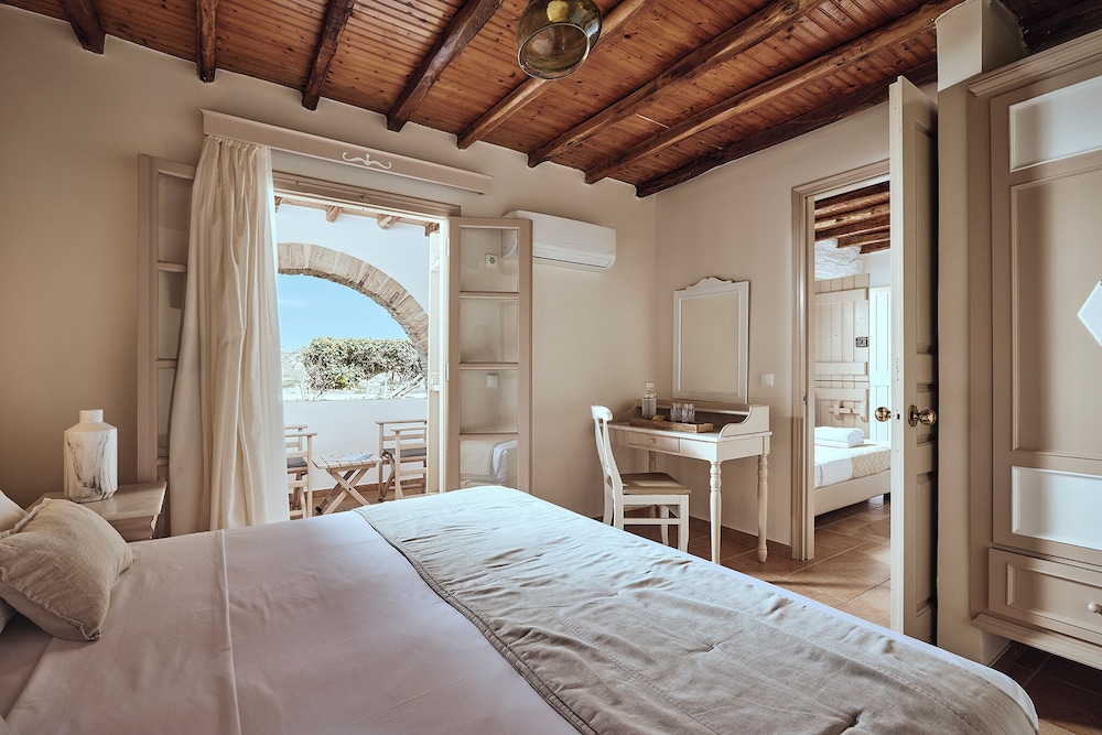 Naxos Magic Village Hotel 12/50