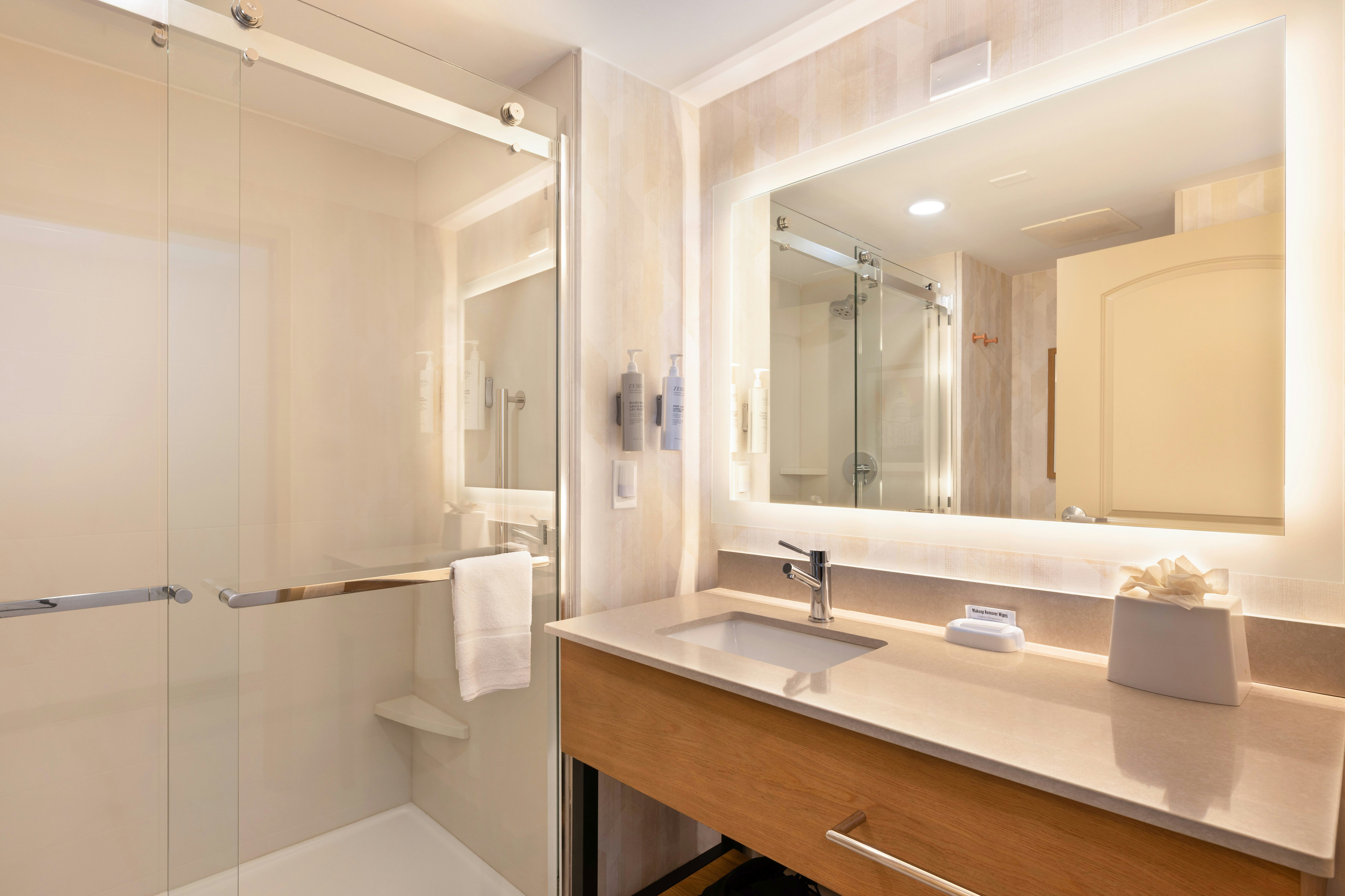 غرفة بسرير كينج، Hampton Inn Lawrenceville Duluth 5/5