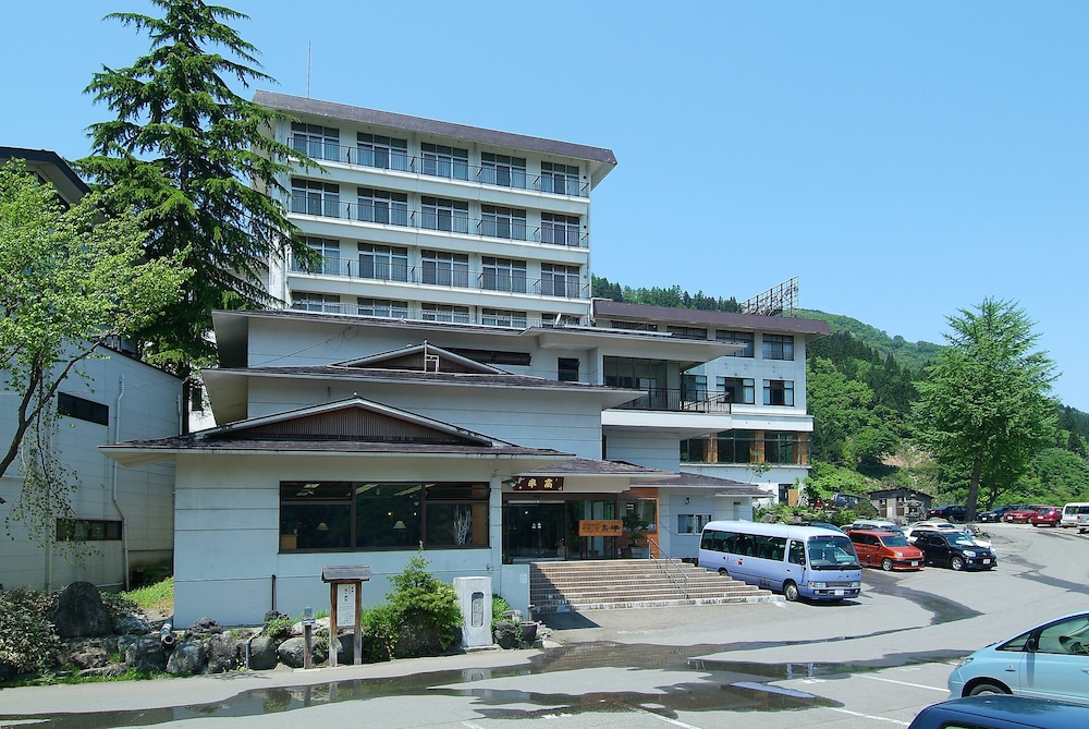 TAKAHAN 35/44