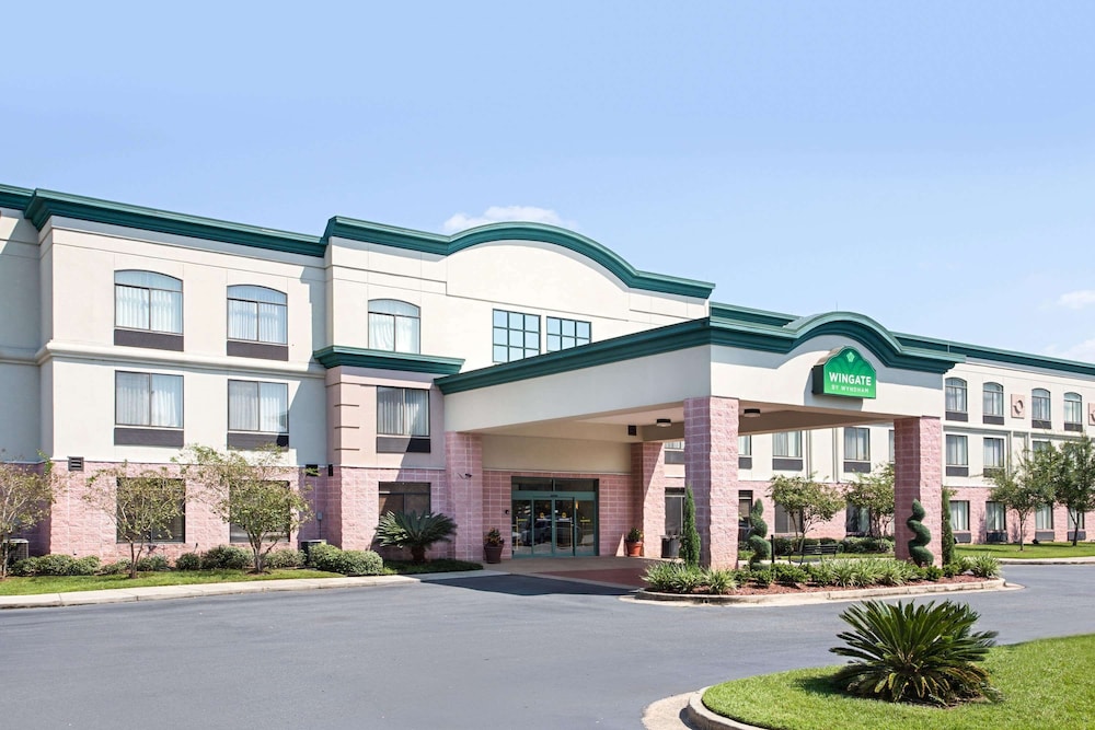Holiday Inn Express Mobile I-65, an IHG Hotel 1/41