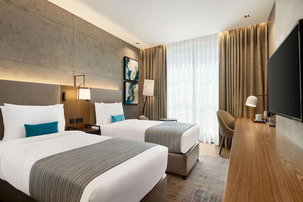 Mercure Dubai Gold District 8/53