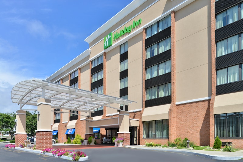 HOLIDAY INN NEW LONDON - MYSTIC AREA 56/59