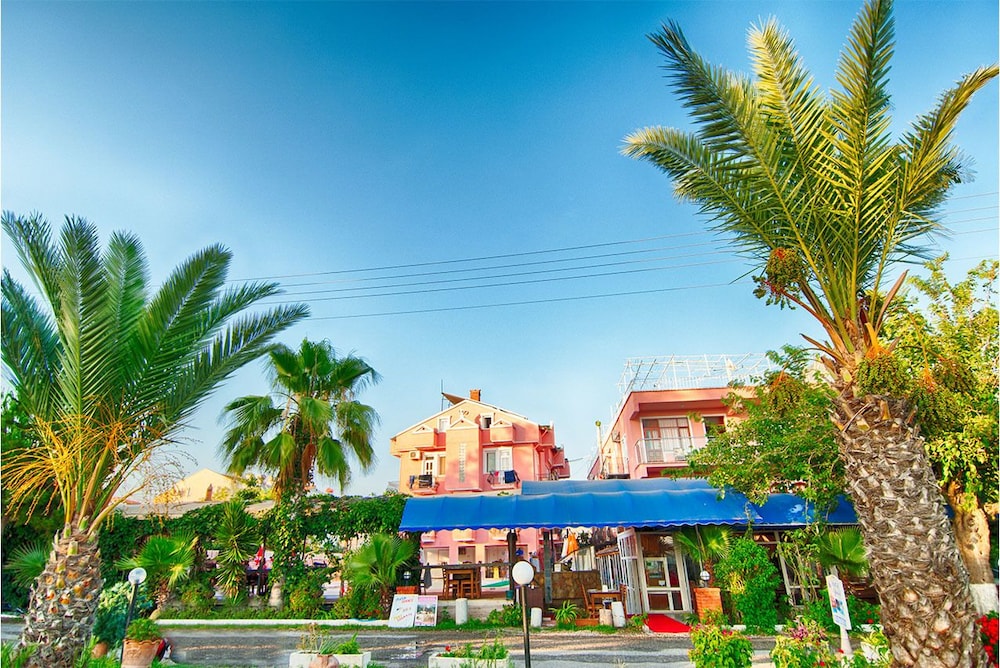 Yucel Hotel 2/50
