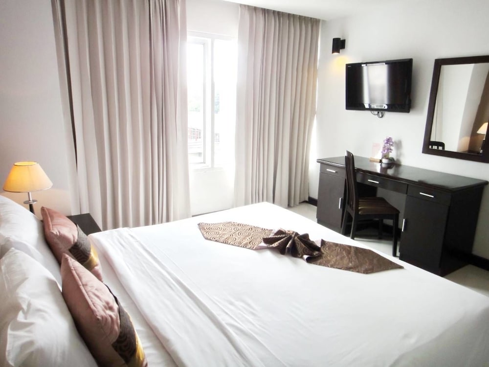 The Patra Hotel - Rama 9 30/49