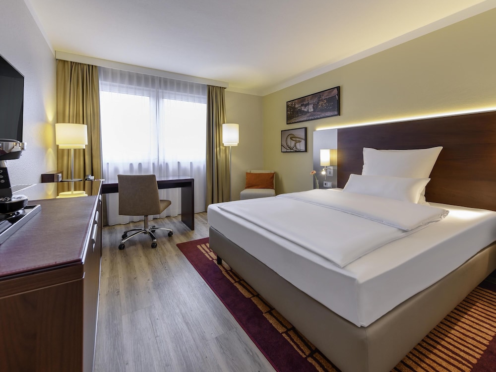 Mercure Hotel Duisburg City 10/68