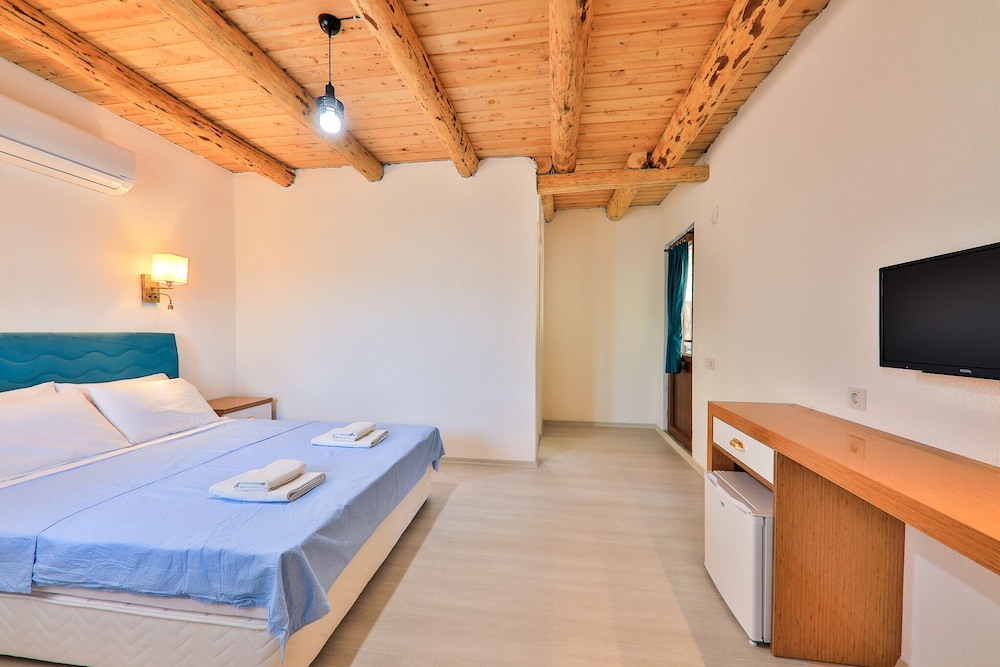 St. Nicholas Pension 18/50