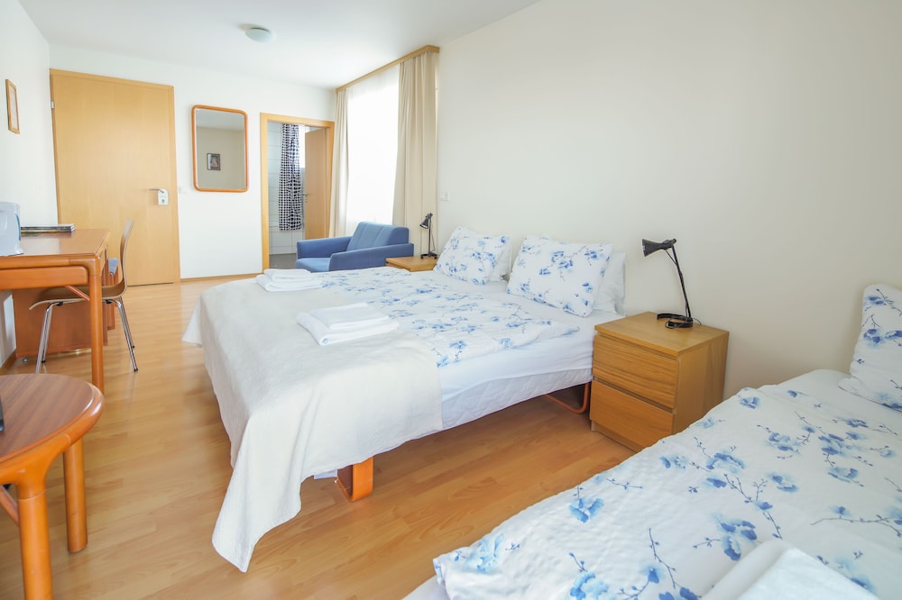 Laxnes Hotel 24/63