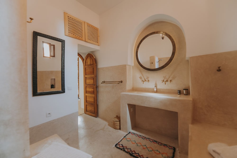 Riad Djebel 3/40