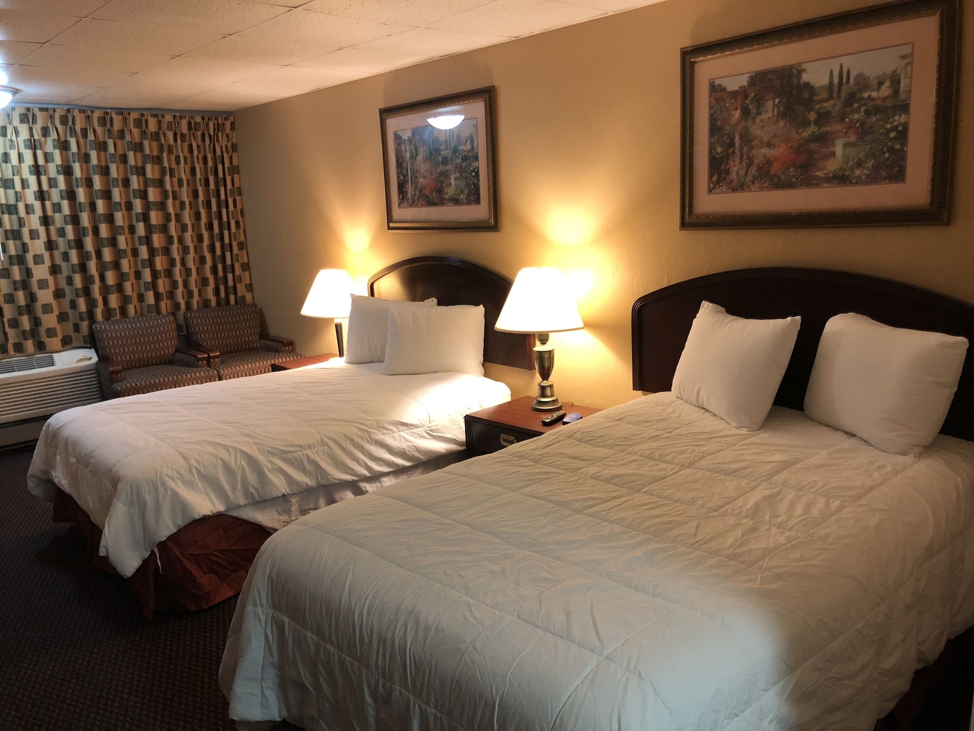 Room, 2 Double Beds, Smoking