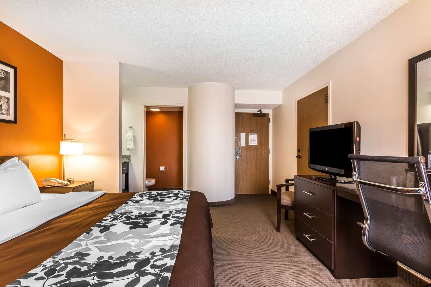Sleep Inn Springfield South I60 near Medical District 14/40