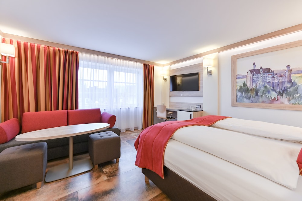 Hotel & Restaurant Ludwigs 35/72