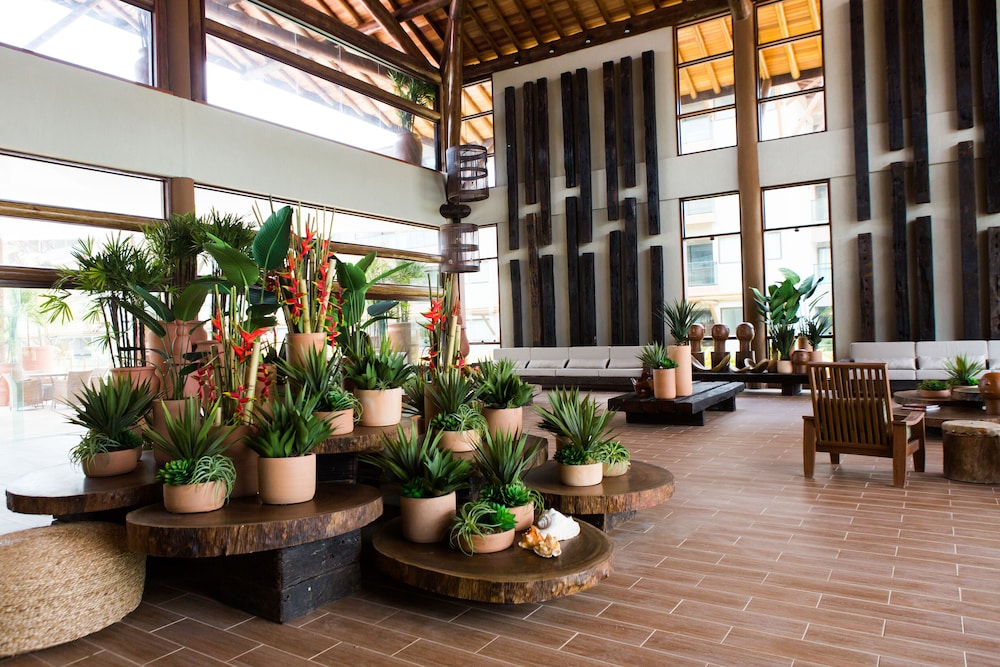 Samoa Beach Resort 25/50