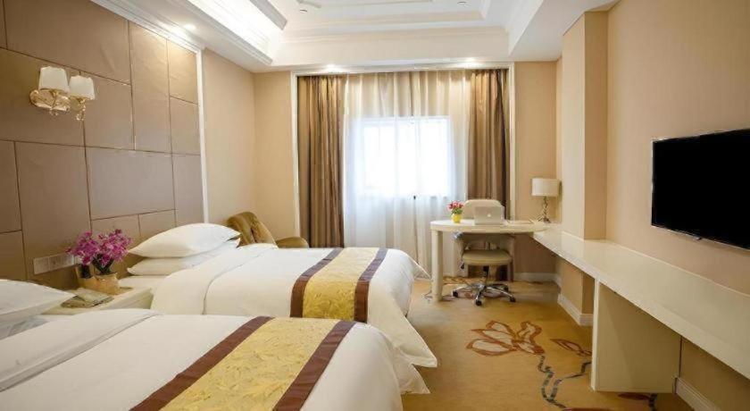 Vienna Hotel (Suzhou Jinji Lake) 22/50