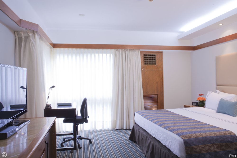 Sonesta Hotel El Olivar Lima 10/63