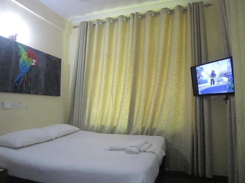 Fq Village Hotel 8/29