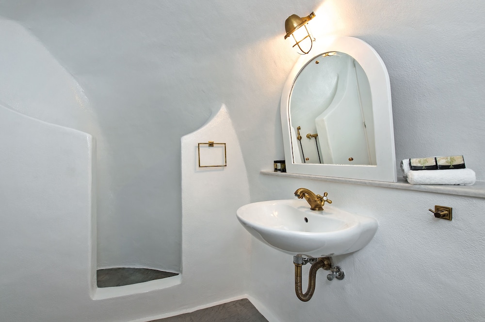 Revelis Villa & Canava 49/50