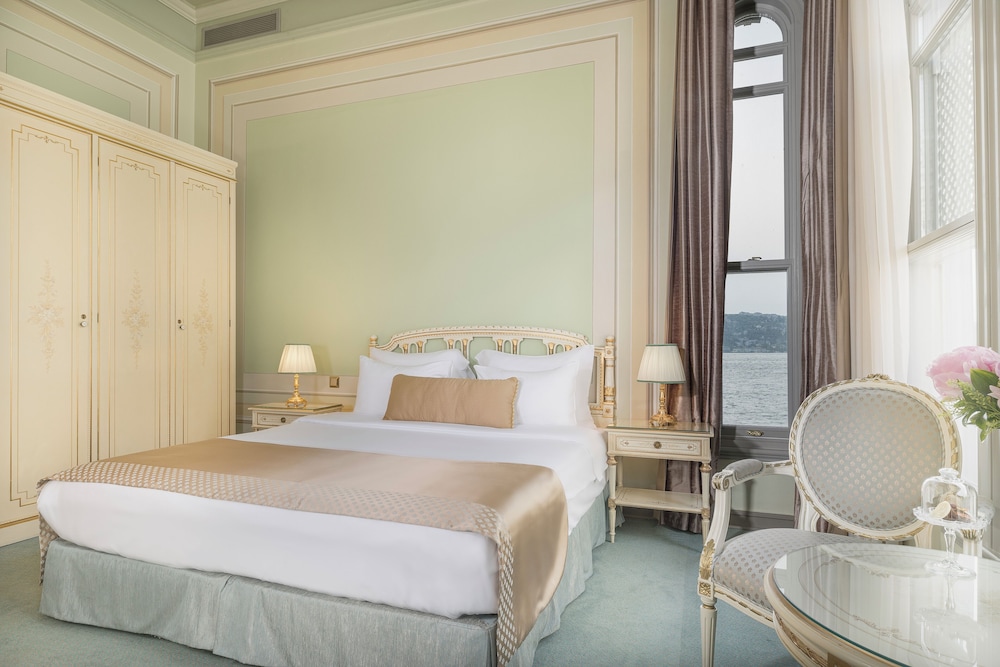 Bosphorus Palace Hotel Special Class 11/79