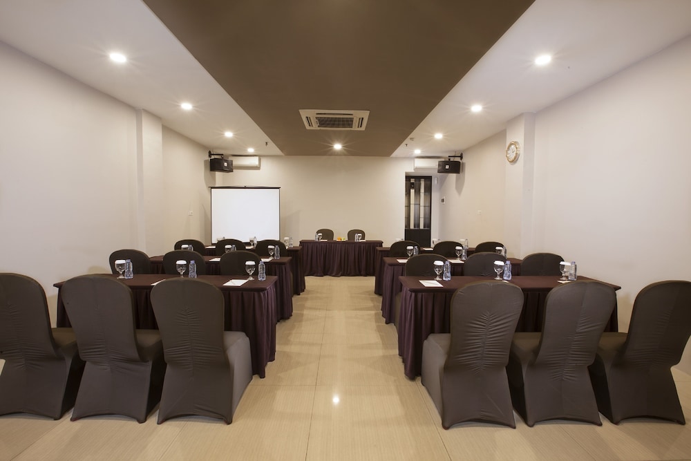 Oak Tree Urban Jakarta 62/71