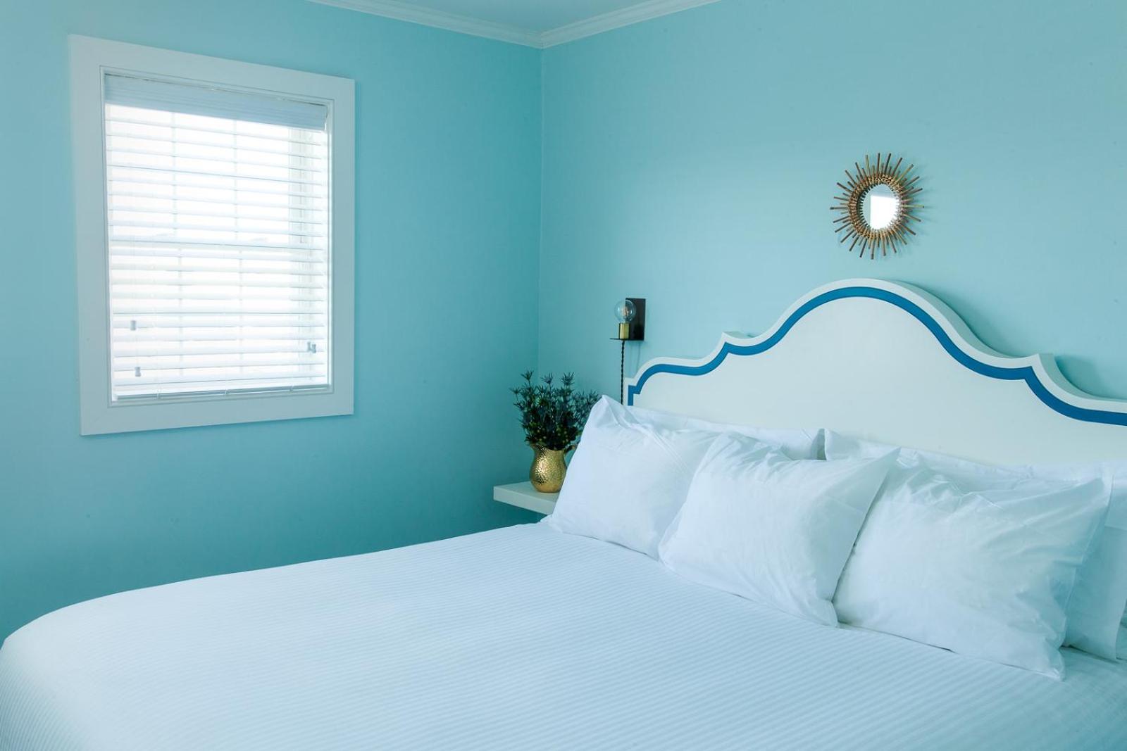 جناح بإطلالة على الحديقة
