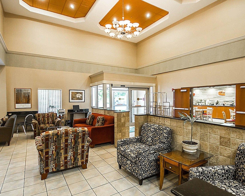 Quality Inn and Suites Fishkill South Near I-84 39/52