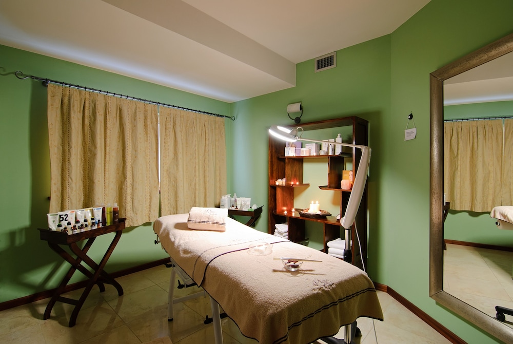 Villa Nicolli Romantic Resort - Adults Only 17/50