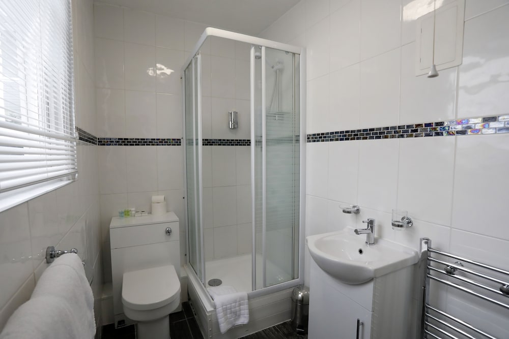 Bexley Village Hotel 42/50