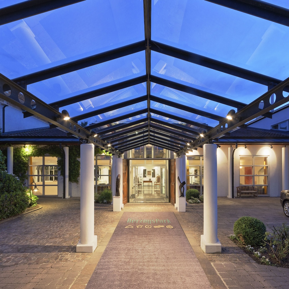 Hotel Herzogspark 5/37