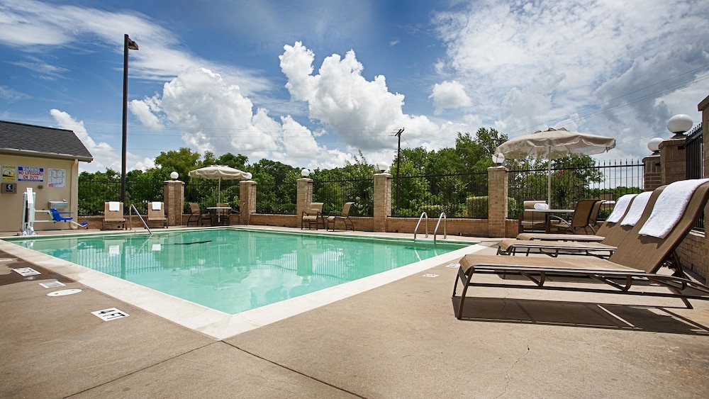 Best Western Executive Inn Corsicana 6/25