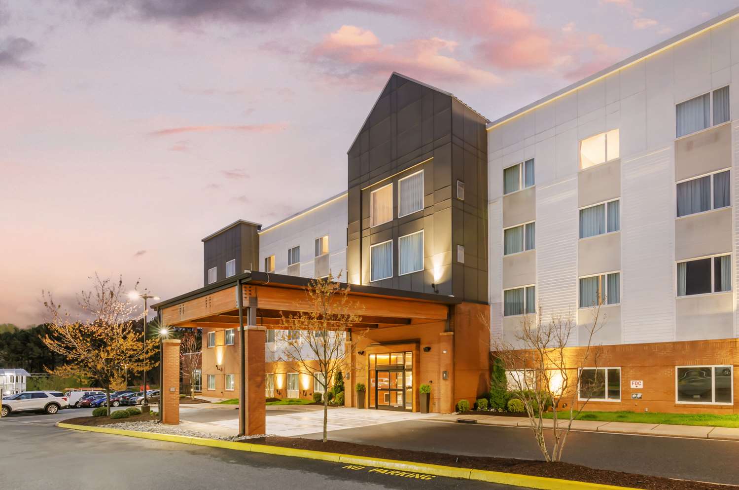 Country Inn and Suites by Radisson, Charlottesville-UVA, VA 8/53