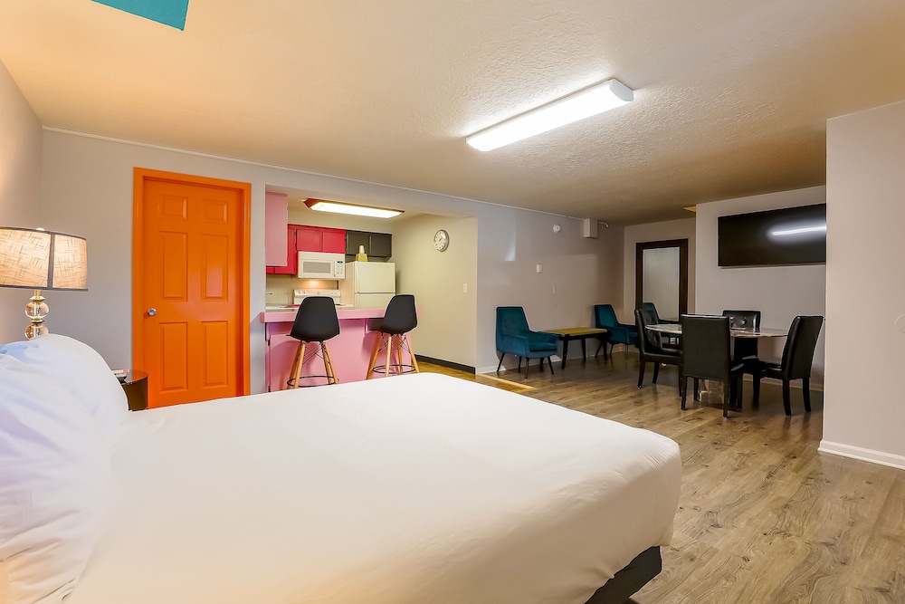 Coast River Inn by OYO Seaside 22/38