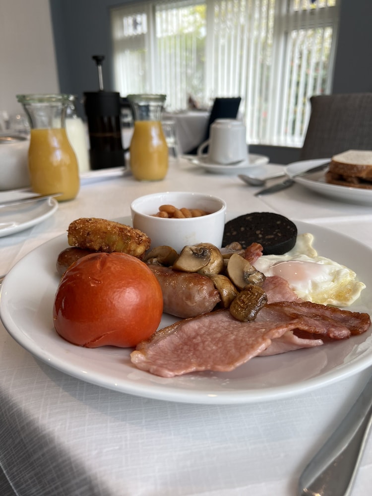 The Birkdale Guest House 35/50