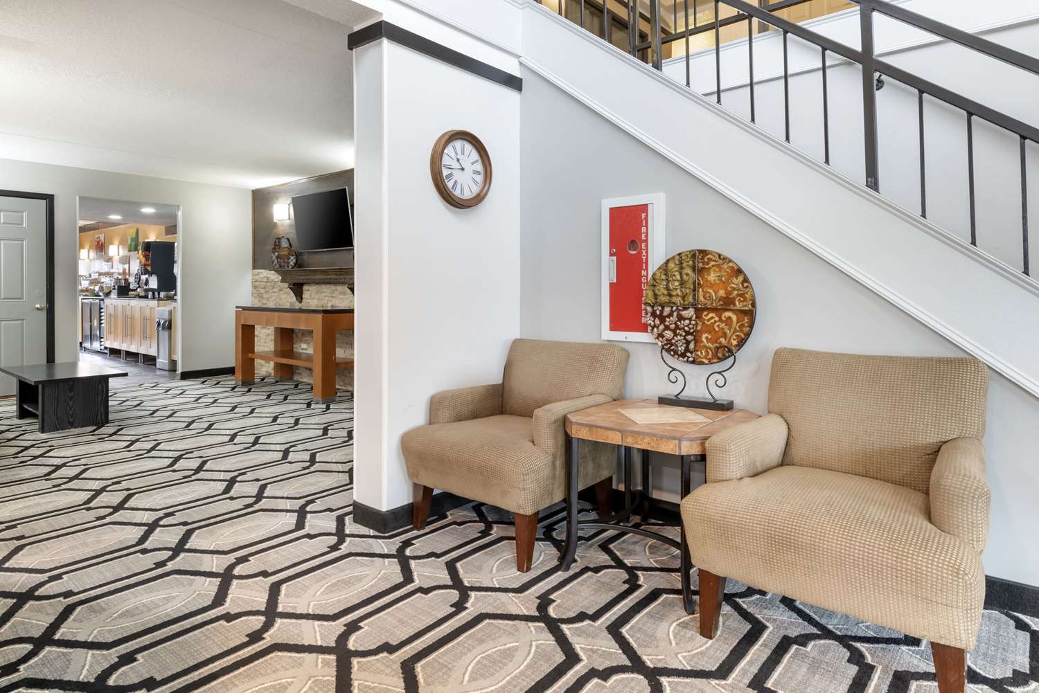 Quality Inn & Suites Mayo Clinic Area 6/11