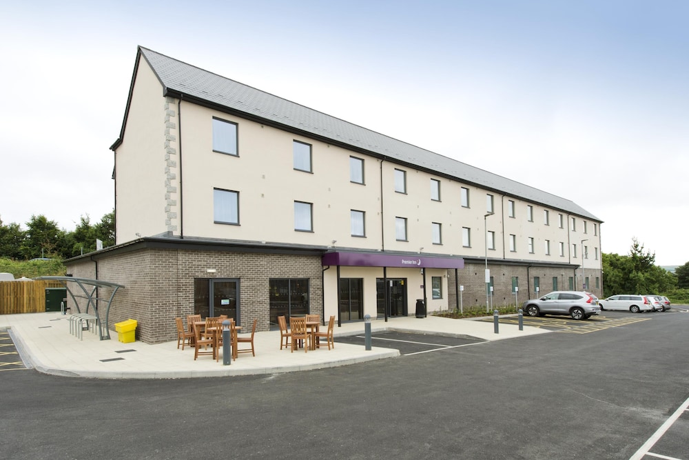 Premier Inn Wadebridge Hotel 34/40