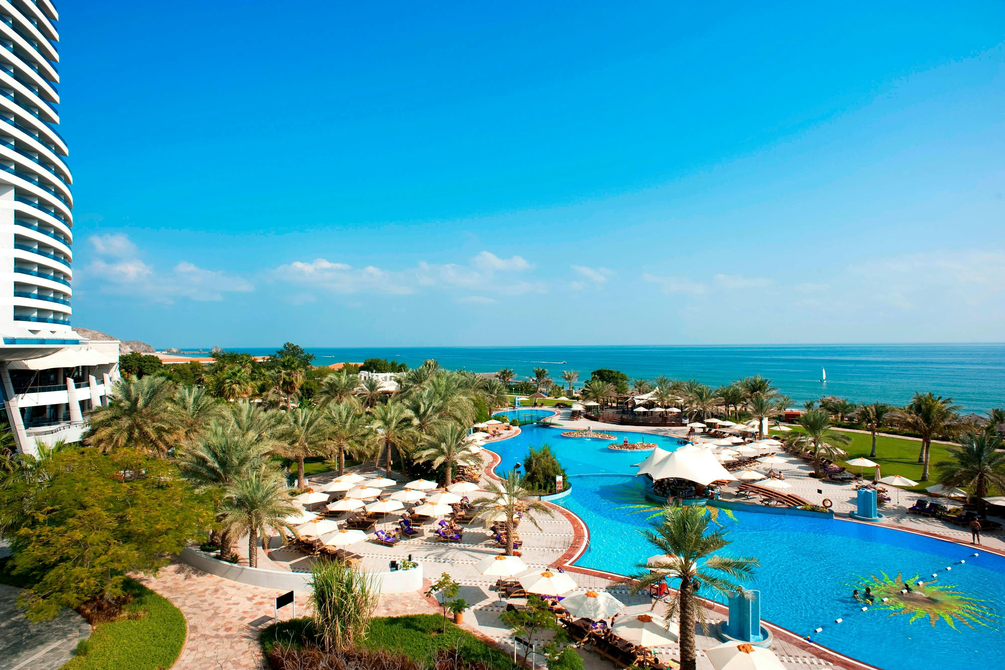 Le Meridien Al Aqah Beach Resort 63/65