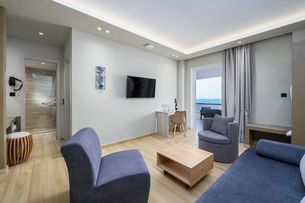 Nicolas Grand Suites 52/63