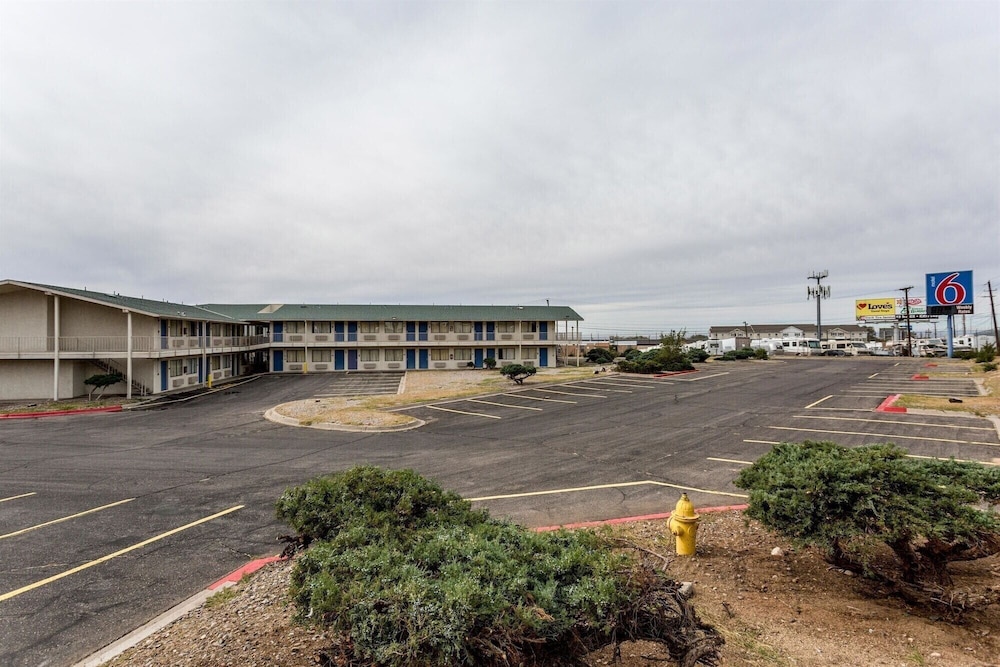 Motel6 Albuquerque, NM - Northeast 30/34