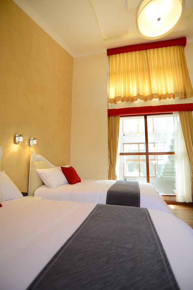 HOTEL BOUTIQUE MARQUIZ 19/57