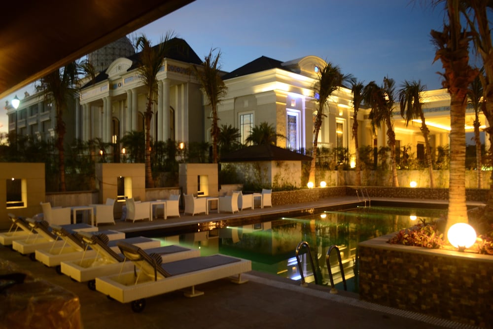 Sheraton Grand Palace Indore Ex the Grand Bhagwati Palace 3/37