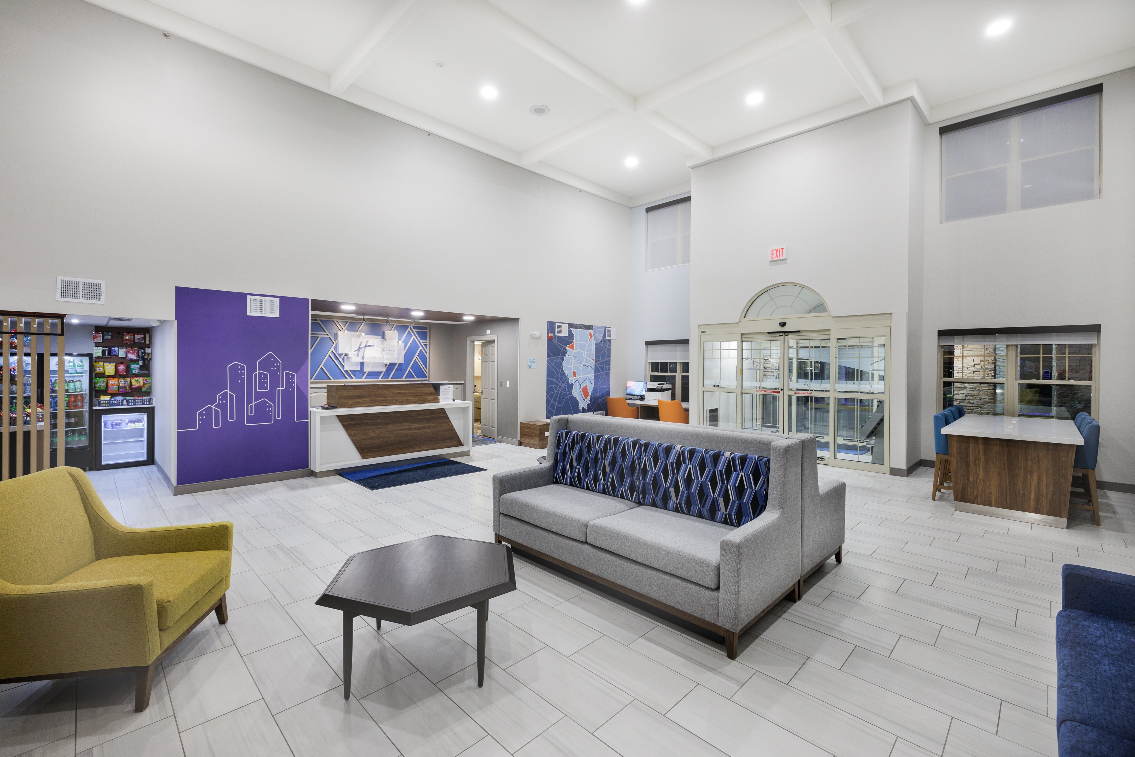Holiday Inn Express & Suites Zion By IHG 34/43