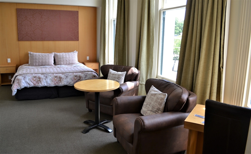 Brydone Hotel Oamaru 15/22