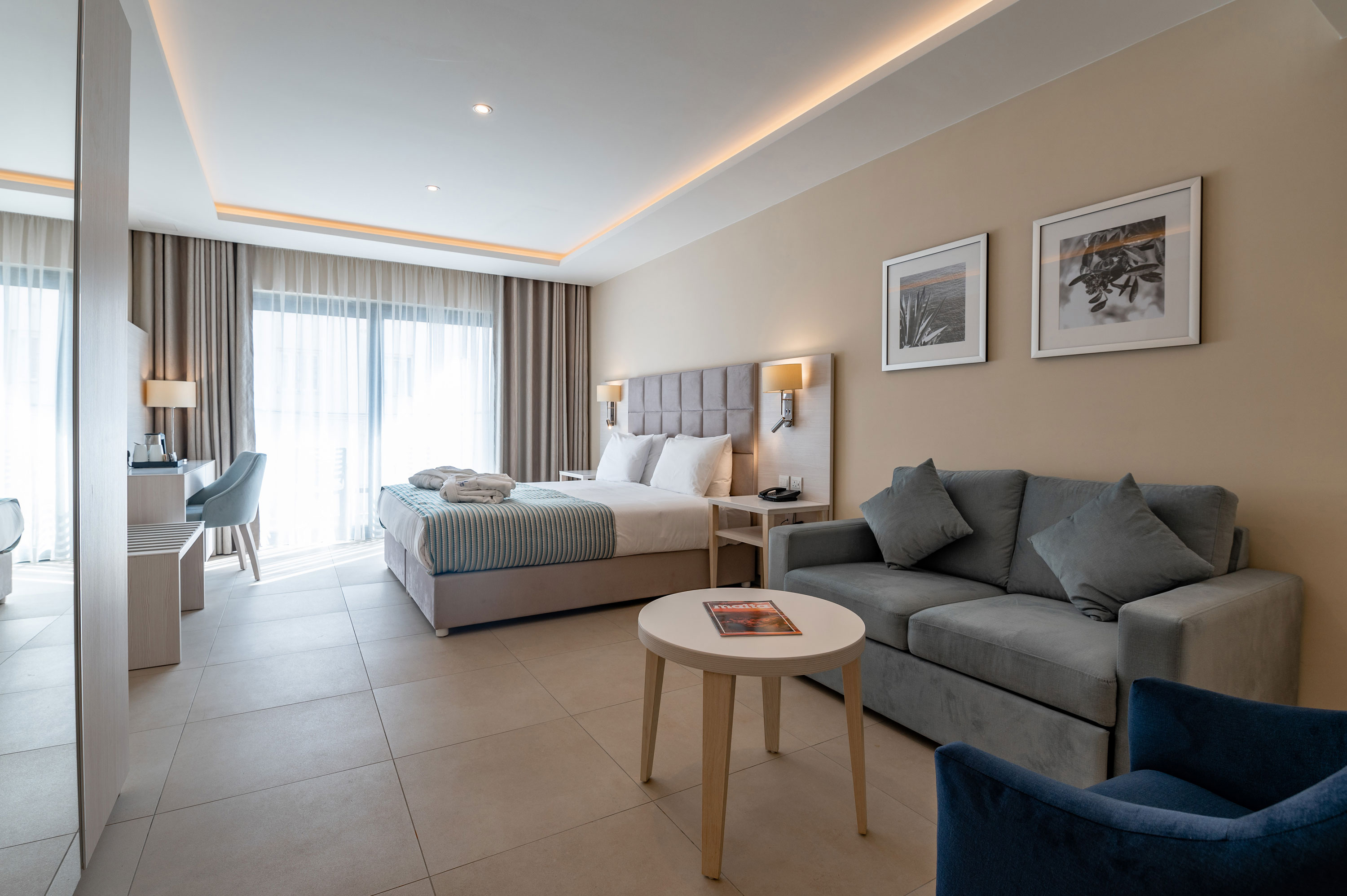 جناح جونيور مفرد بشرفة، Maritim Antonine Hotel and Spa Malta 4/8