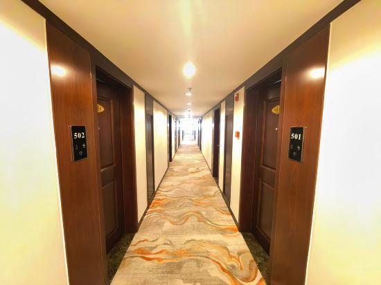 Liaoning Hotel Beijing 16/24